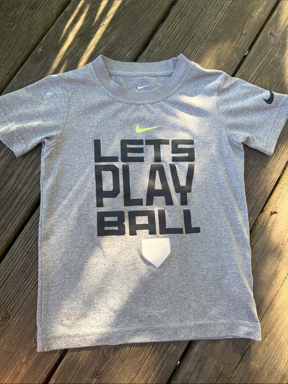 Nike tshirt